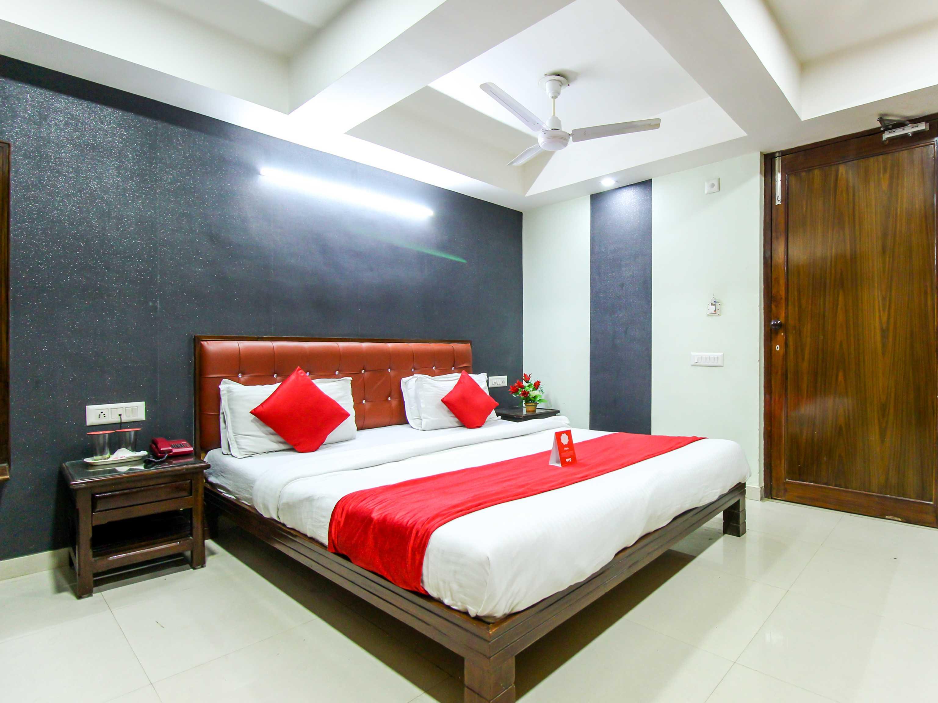 Hotel Seven Ahmedabad Eksteriør bilde