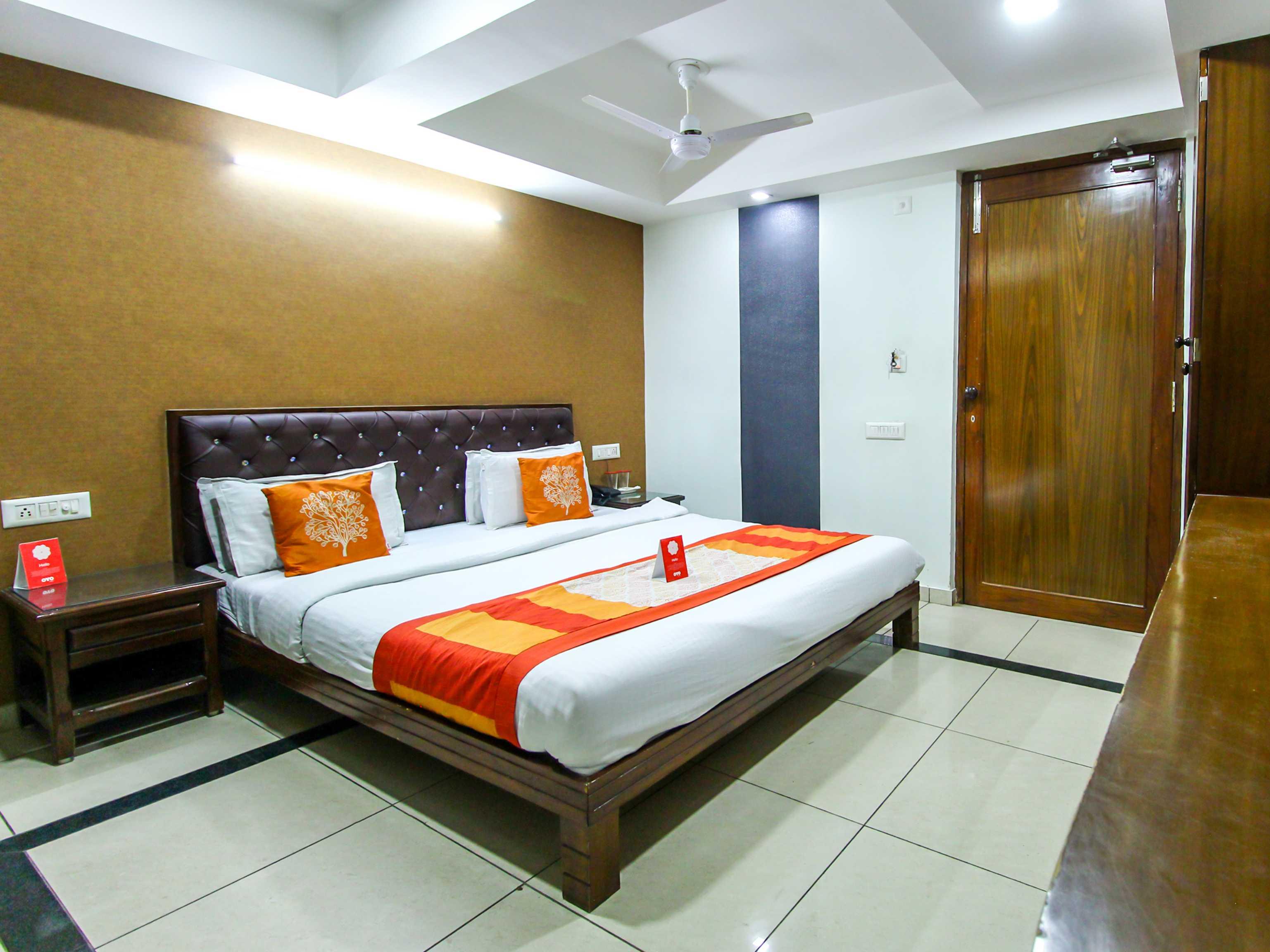 Hotel Seven Ahmedabad Eksteriør bilde