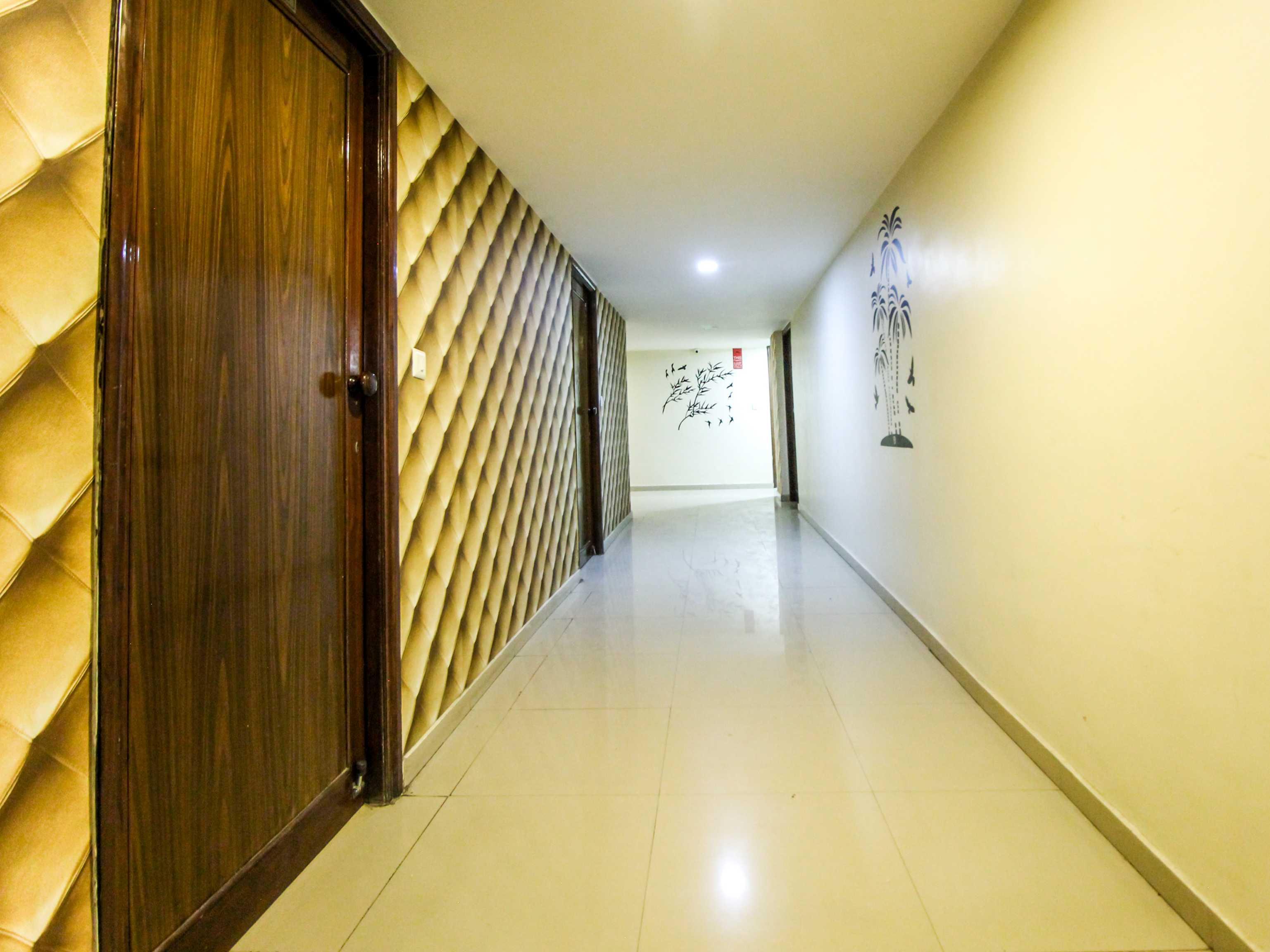 Hotel Seven Ahmedabad Eksteriør bilde