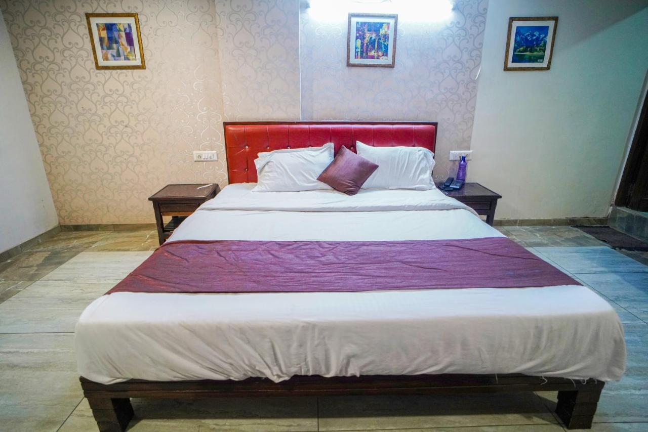 Hotel Seven Ahmedabad Eksteriør bilde
